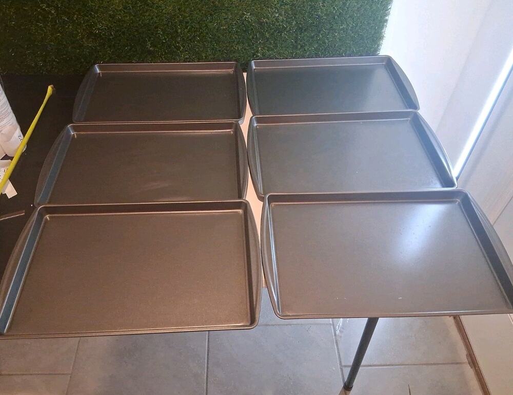 Lot of 6 Nonstick Baking Sheets Cookie Pans Gray Rectangular Trays Set